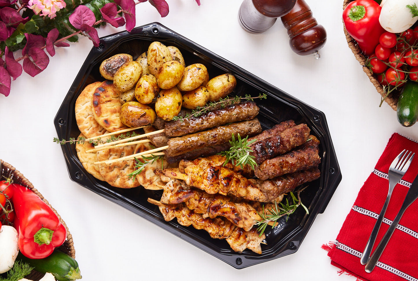 PLATOU SAVOARE LA TINTA