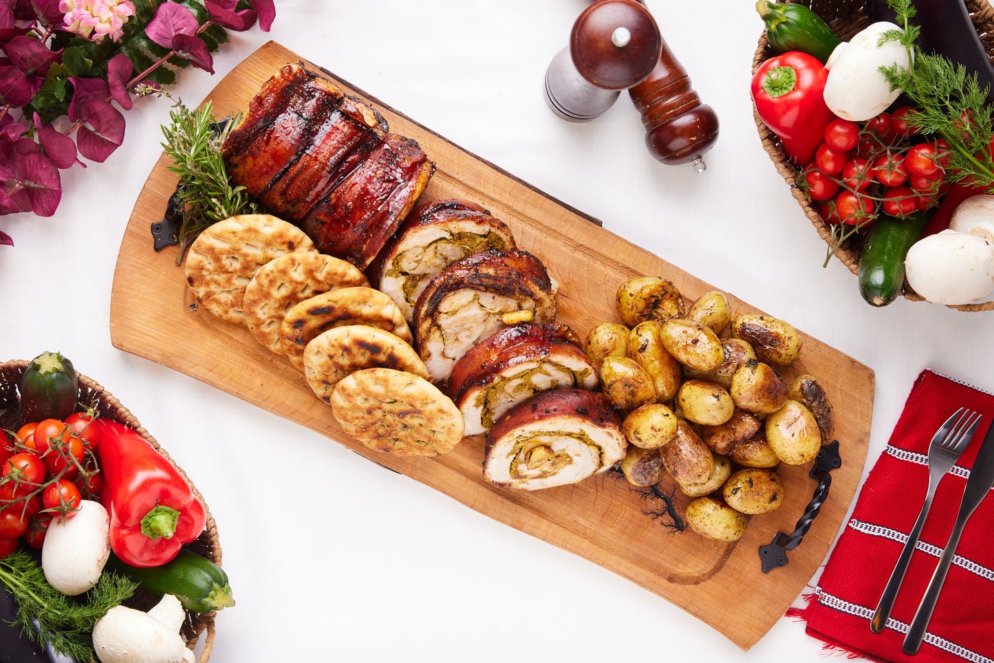 PLATOU PORCHETTA CU CARTOFI NOI